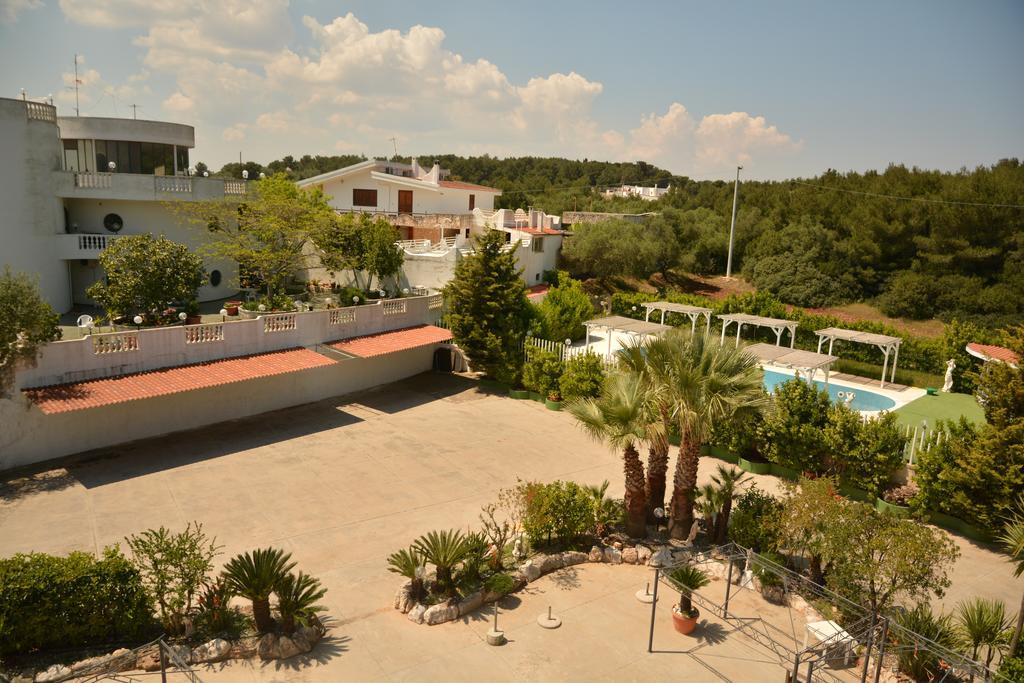 Hotel Falco D'Oro Cisternino Dış mekan fotoğraf